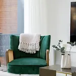 Cohost I Cozy 3bd With Terrace Near The Sea Apartamento Palanga