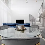 Apartment Cohost I Cozy 3bd With Terrace Near The Sea