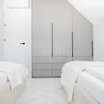 Cohost I Cozy 3bd With Terrace Near The Sea Apartamento