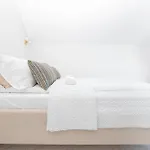 Cohost I Cozy 3bd With Terrace Near The Sea *