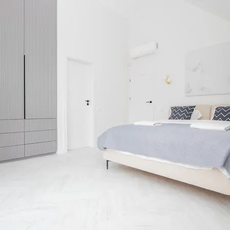 Cohost I Cozy 3bd With Terrace Near The Sea