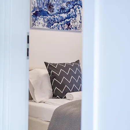 Cohost I Cozy 3bd With Terrace Near The Sea Palanga