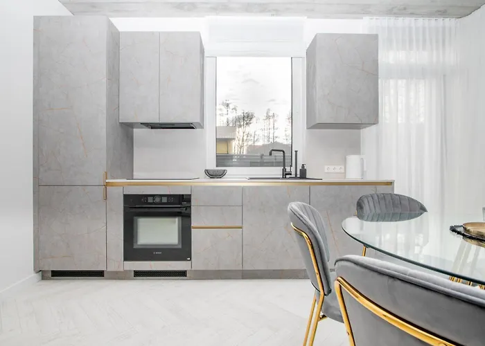 公寓 Cohost I Cozy 3bd With Terrace Near The Sea *