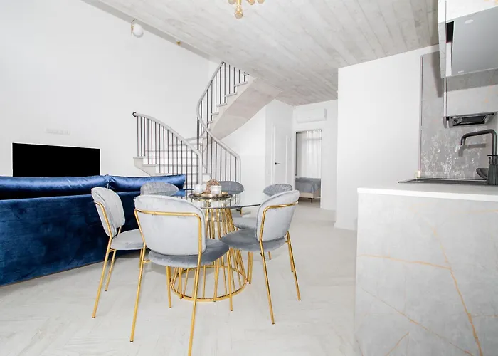 公寓 Cohost I Cozy 3bd With Terrace Near The Sea