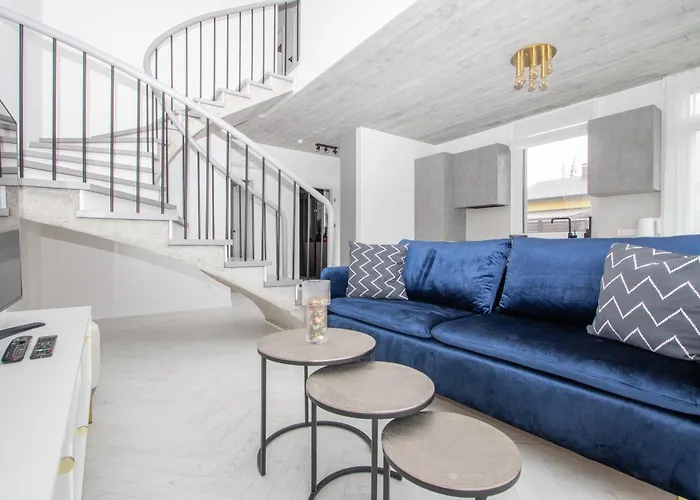 Cohost I Cozy 3bd With Terrace Near The Sea