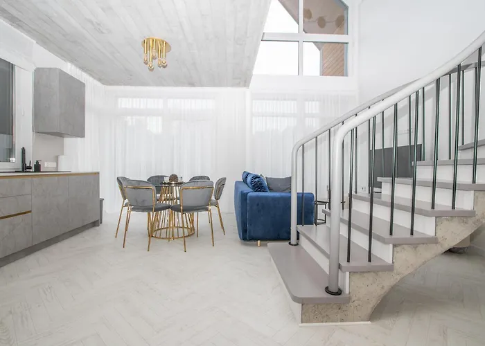 Cohost I Cozy 3bd With Terrace Near The Sea